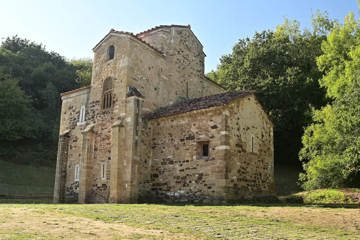 oviedo-san-miguel-de-lillo